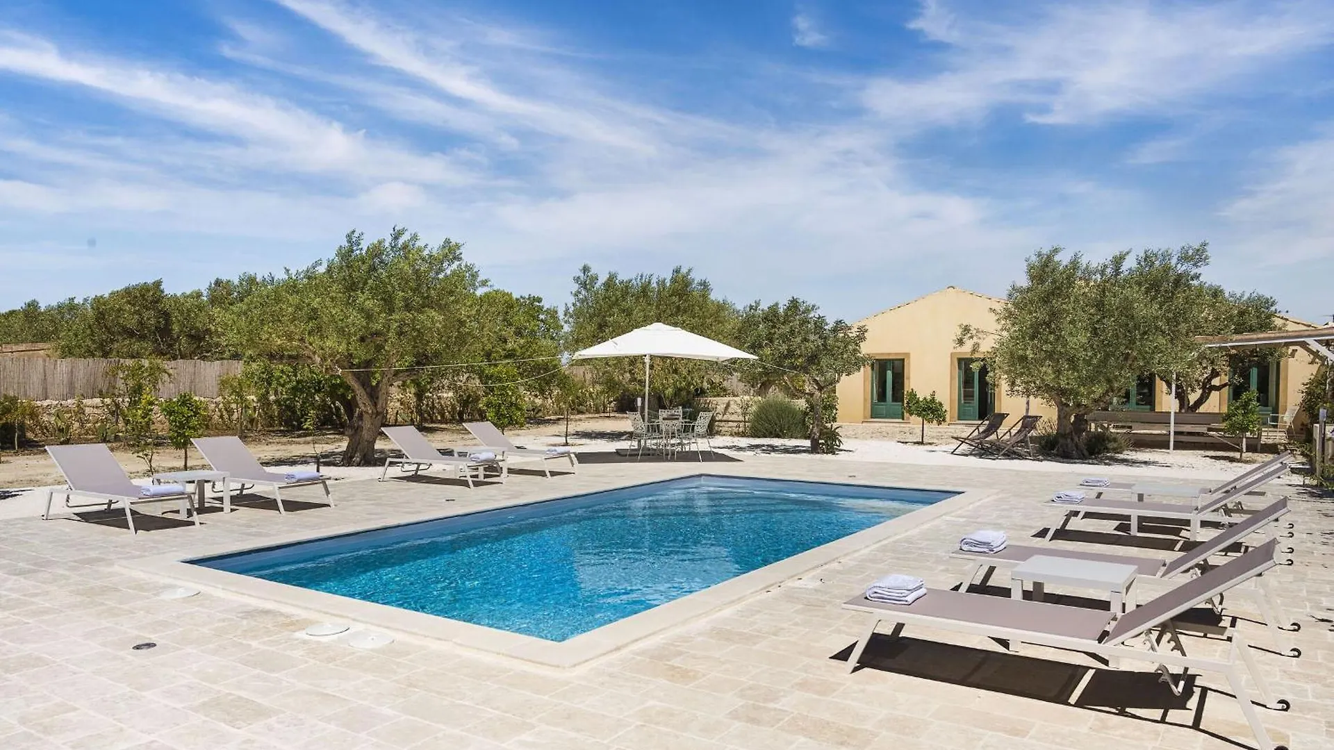 Villa Saracena Marzamemi Italy