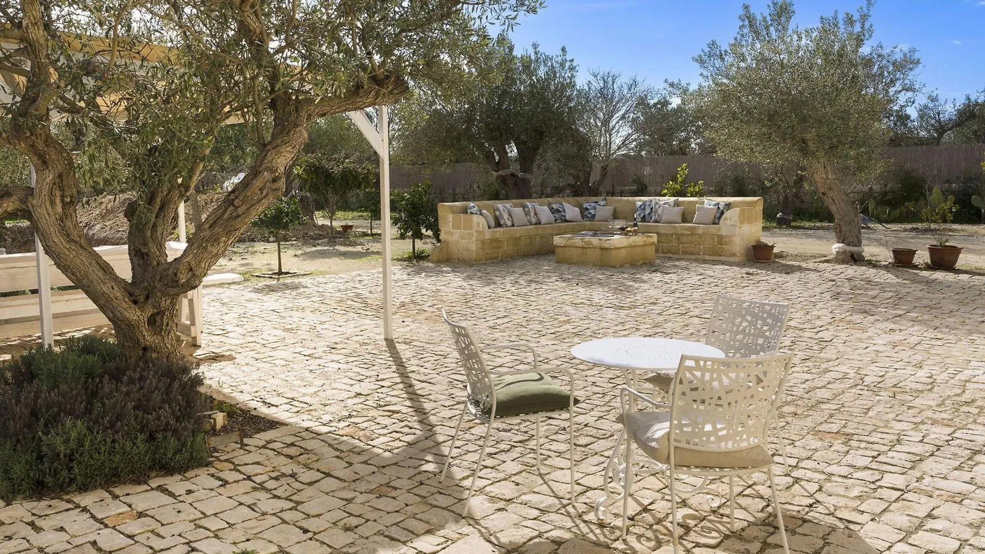 Villa Saracena Marzamemi 0*,